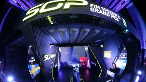 Szybka kontra Ostafińskiego i Hynka: Nowy promotor, a żużel dalej w kurniku