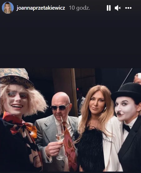 Kayah i jej partner na imprezie u byłego męża @joannaprzetakiewicz Kayah i jej partner na imprezie u byłego męża @joannaprzetakiewicz