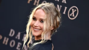 Jennifer Lawrence eksponuje ciążowe krągłości. Widać brzuszek! 