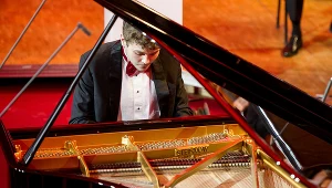 Szymon Nehring to polski pianista, który w 2015 roku dotarł do finału Konkursu Chopinowskiego. Jak poradzi sobie tym razem?