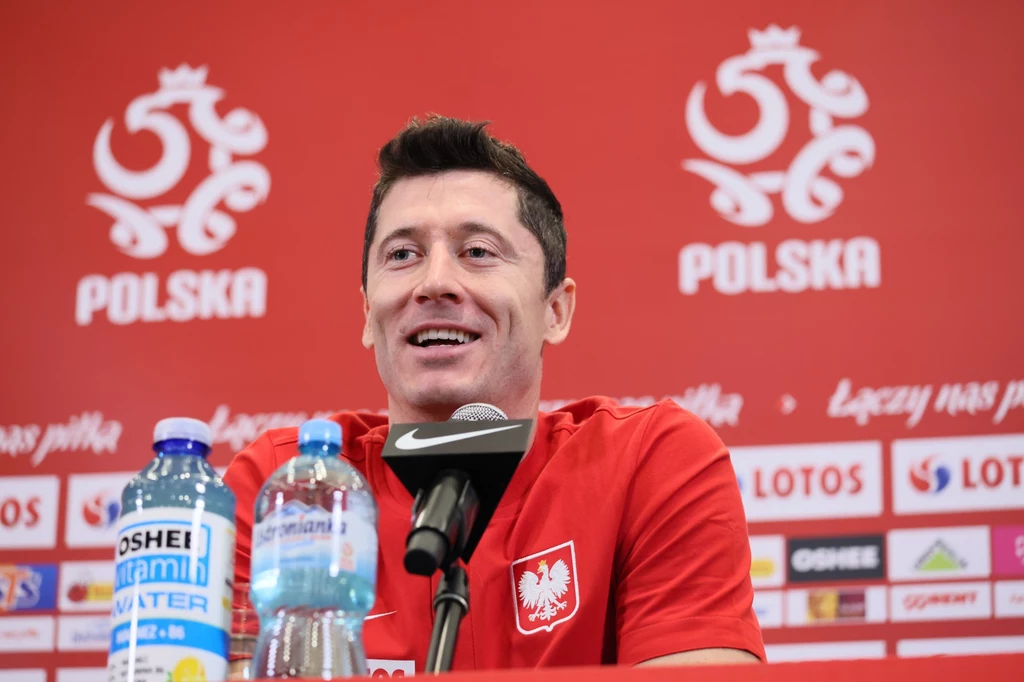 Robert Lewandowski podczas wtorkowego spotkania z dziennikarzami Robert Lewandowski podczas wtorkowego spotkania z dziennikarzami