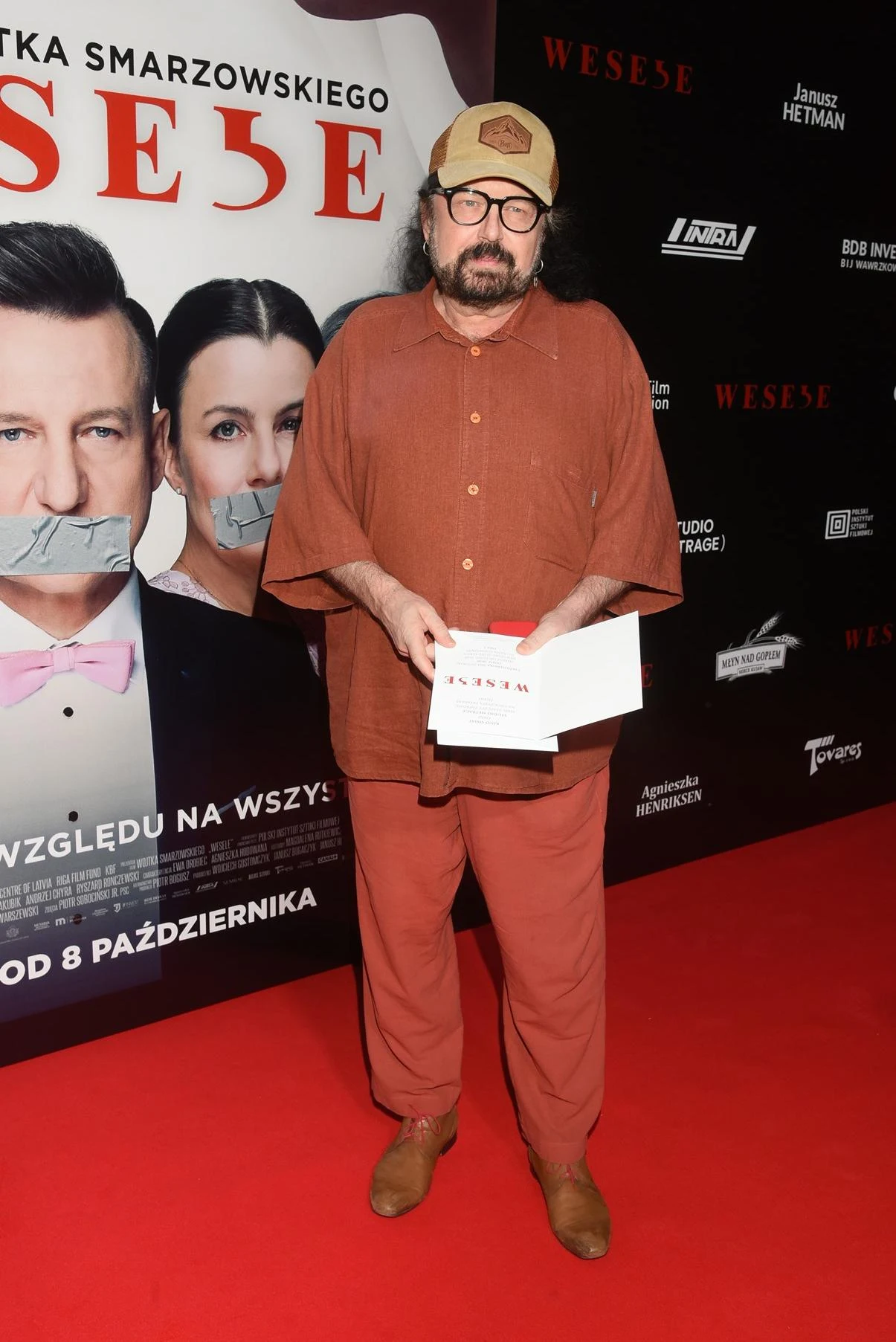 Zbigniew Hołdys na uroczystej premierze "Wesela". Zbigniew Hołdys na uroczystej premierze "Wesela".