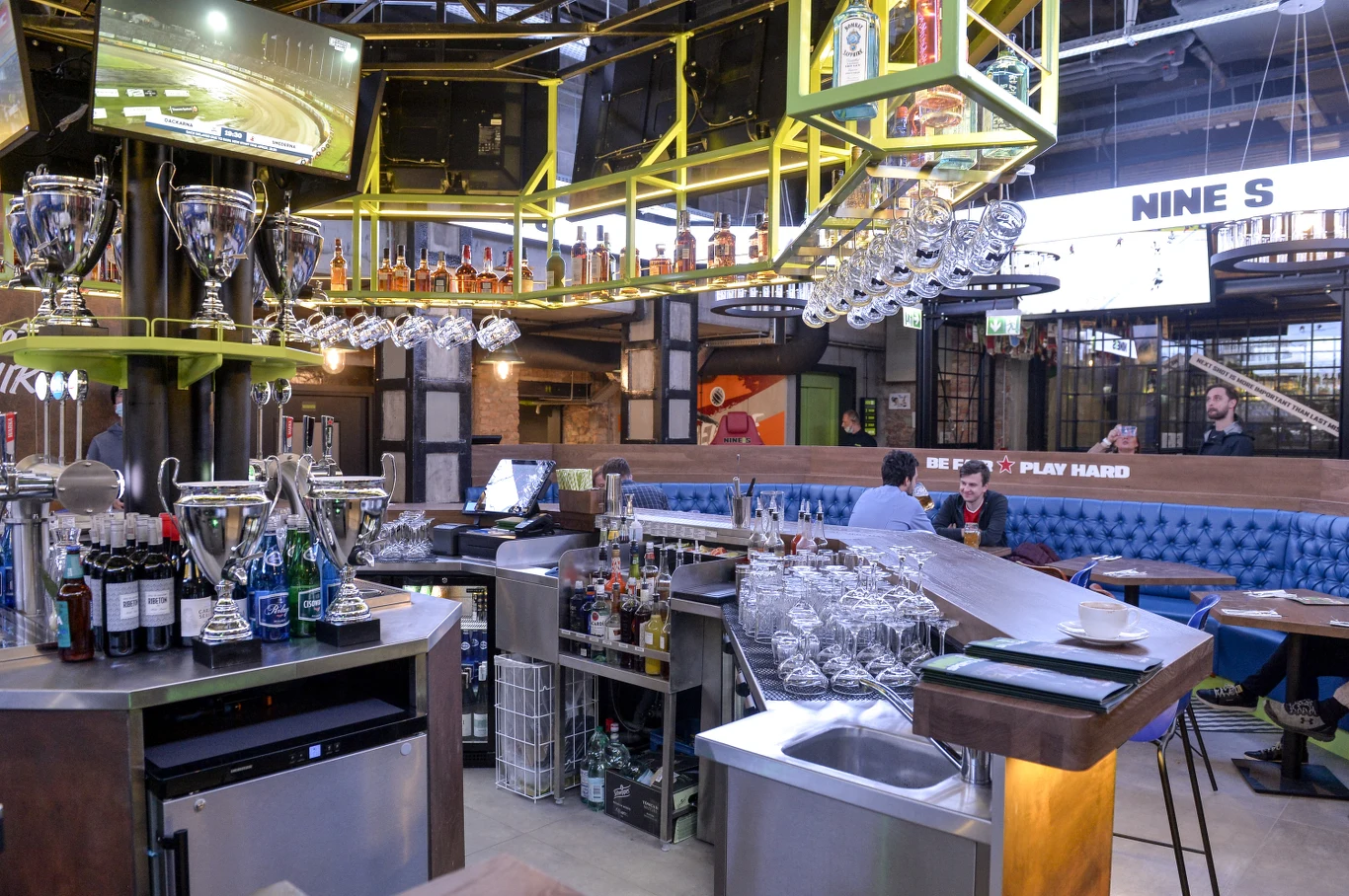 "Nine's", restauracja Roberta Lewandowskiego "Nine's", restauracja Roberta Lewandowskiego