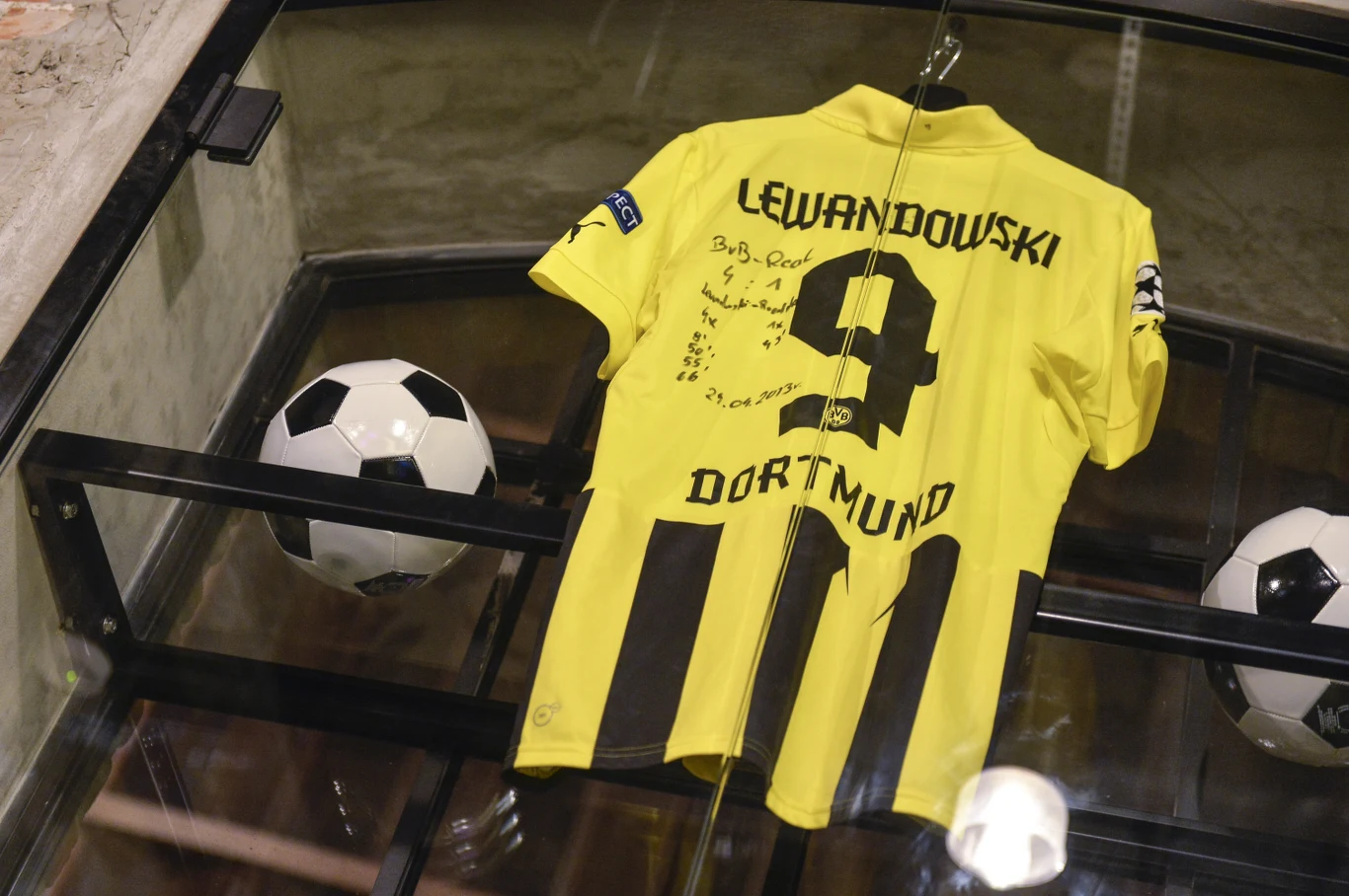 "Nine's", restauracja Roberta Lewandowskiego "Nine's", restauracja Roberta Lewandowskiego