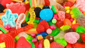 Naukowcy sprawdzili, co się dzieje, gdy układ nagrody w mózgu jest aktywowany na okrągło przez ciągły dostęp do słodyczy