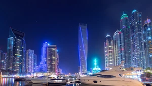 Dubaj nocą wygląda jak miasto ze snu 