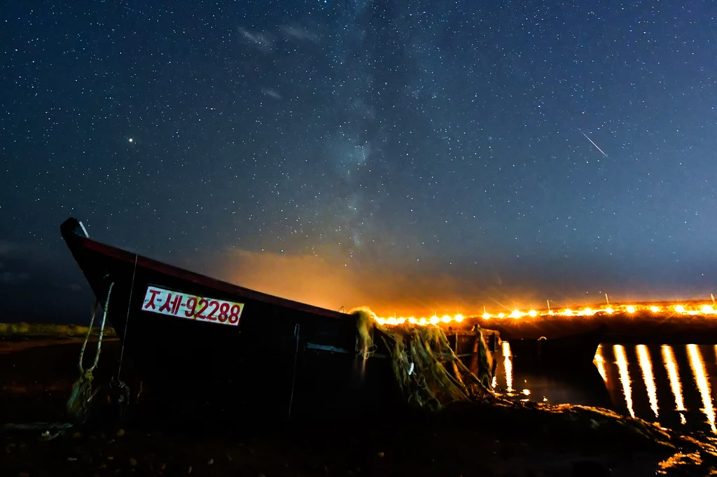 Na niebie może wkrótce pojawić się deszcz meteorów, zwanych Drakonidami