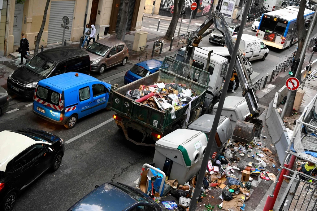 W Marsylii od września strajkują śmieciarze