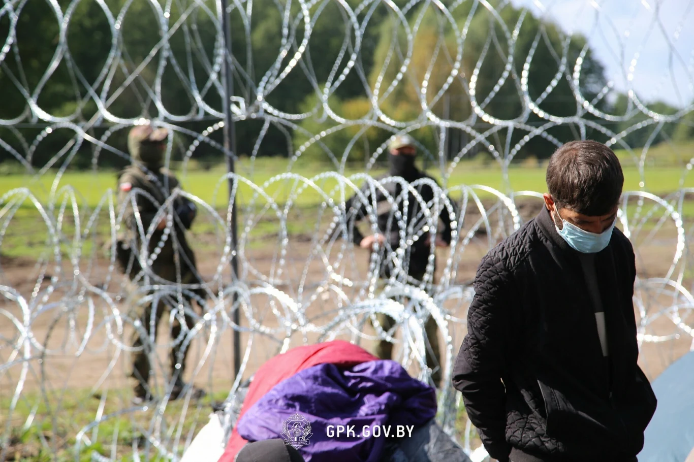 Bardzo łatwo nam kategoryzować. Trudniej przychodzi chłodna analiza faktów, zwłaszcza tych niewygodnych Bardzo łatwo nam kategoryzować. Trudniej przychodzi chłodna analiza faktów, zwłaszcza tych niewygodnych