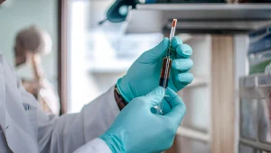 Szczepionce daleko jeszcze do doskonałości, ale jej opracowanie to prawdziwy krok milowy medycyny