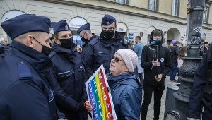 "Babcia Kasia" została uznana za winną znieważenia funkcjonariuszy