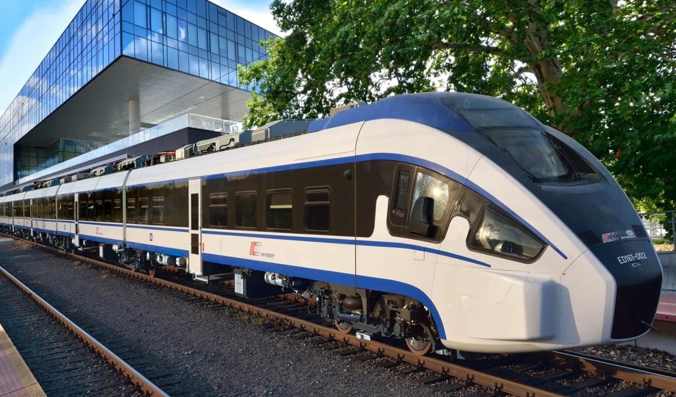 Szybszy internet w PKP Intercity, pasażerowie czekali na to od lat.