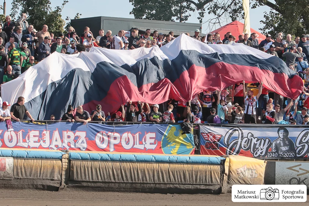 Kibice OK Bedmet Kolejarza Opole Kibice OK Bedmet Kolejarza Opole