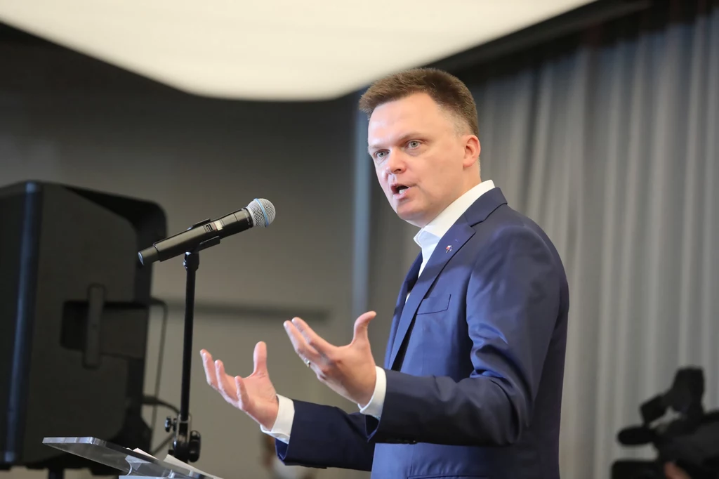 Szymon Hołownia na I Forum Samorządowym w Pabianicach Szymon Hołownia na I Forum Samorządowym w Pabianicach