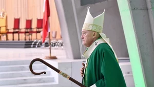 Kard. Kazimierz Nycz w czasie mszy św. podczas XXI Dnia Papieskiego.