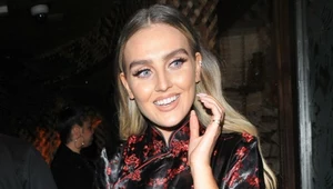 Perrie Edwards cała na czarno. Taką stylizację wybrała na randkę!