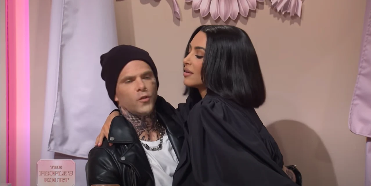 Kim Kardashian w SNL Kim Kardashian w SNL