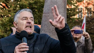 Władysław Frasyniuk podczas prounijnego zgromadzenia we Wrocławiu