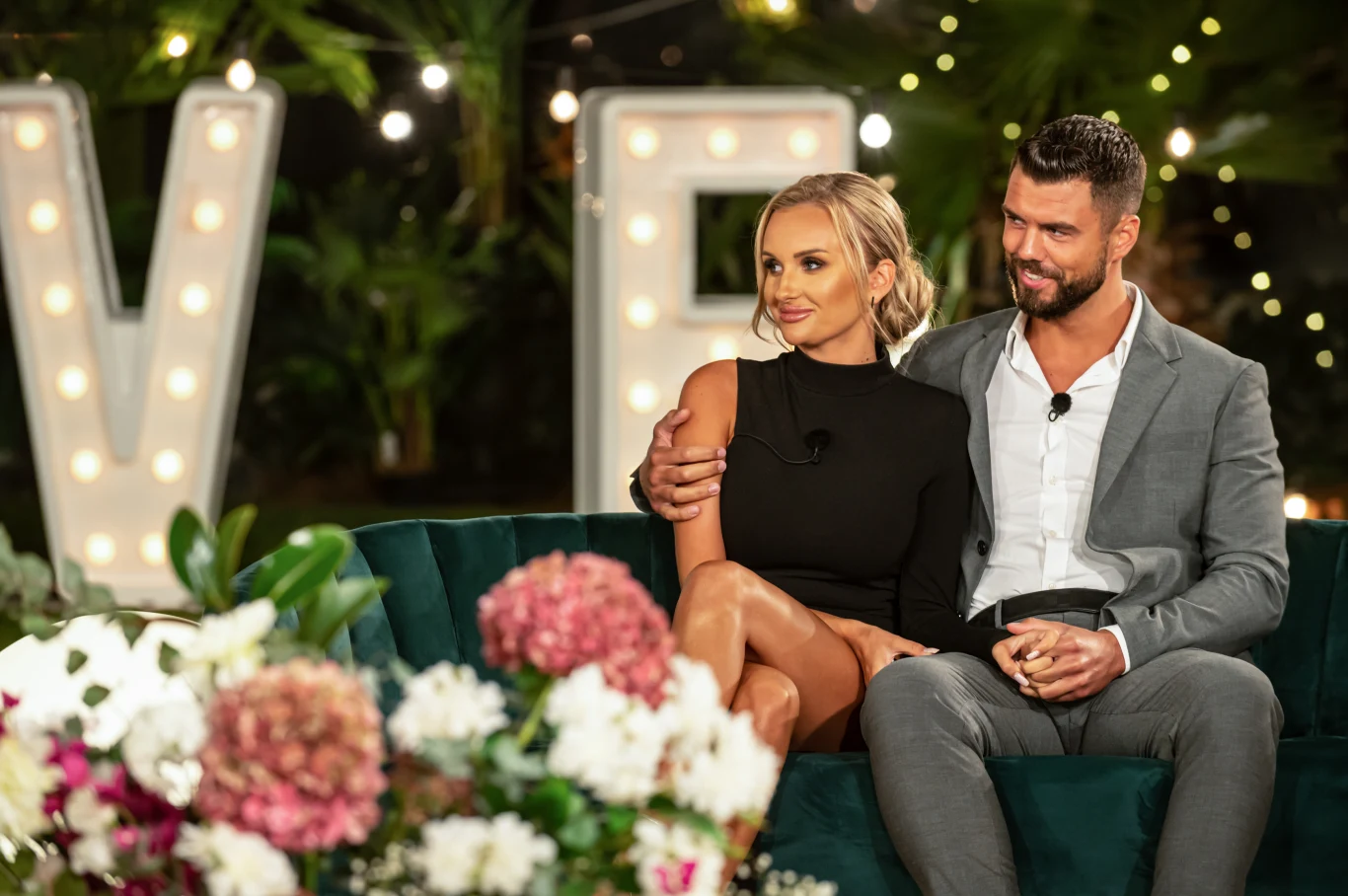 "Love Island. Wyspa Miłości" "Love Island. Wyspa Miłości"