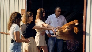 "Rolnik szuka żony 8": Kamil i jego dziewczyny - Asia, Iza i Justyna