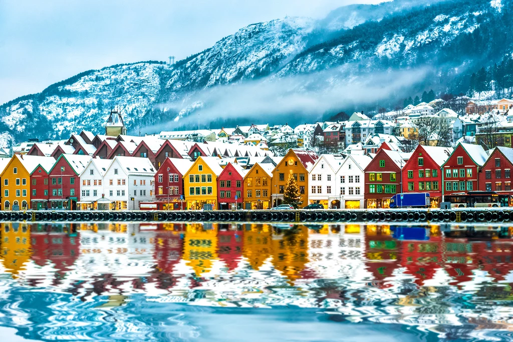 Mówi się, że Bergen to miasto, które ma “głowę" w chmurach - tutaj odpoczywa się najlepiej! 