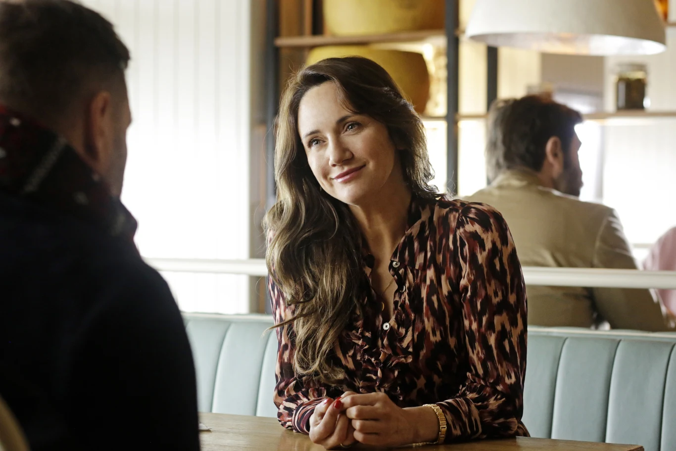 Ilona Ostrowska w filmie "To musi być miłość"