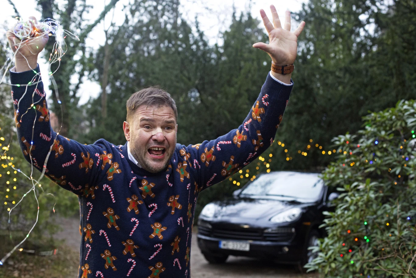 Tomasz Karolak w filmie "To musi być miłość"