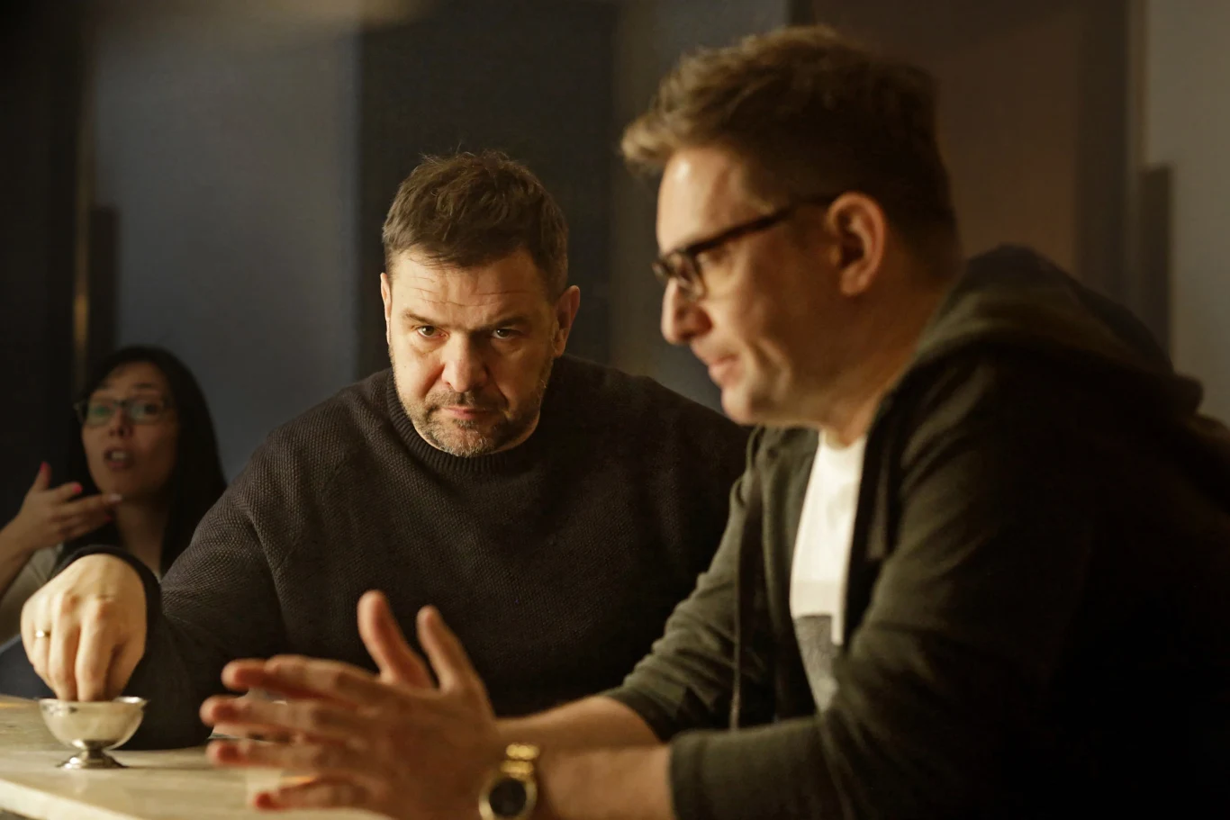 Tomasz Karolak i Rafał Królikowski w filmie "To musi być miłość"