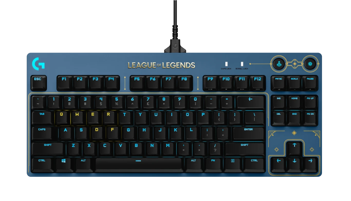 Klawiatura PRO Mechanical Gaming Keyboard League of Legends Edition to kompaktowa konstrukcja bez klawiszy numerycznych, która zwalnia miejsce na stole do obsługi myszy z ustawioną niską czułością. Wyposażona w wytrzymałe przełączniki GX Brown Tactile Switch, zapewnia wyraźny sygnał zwrotny, nie będąc przy tym zbyt głośną lub rozpraszającą. Klawiatura posiada programowalne podświetlenie LIGHTSYNC RGB oraz wbudowaną pamięć, co pozwala graczom na dostosowanie i zapisanie wzoru podświetlenia na potrzeby turniejów.