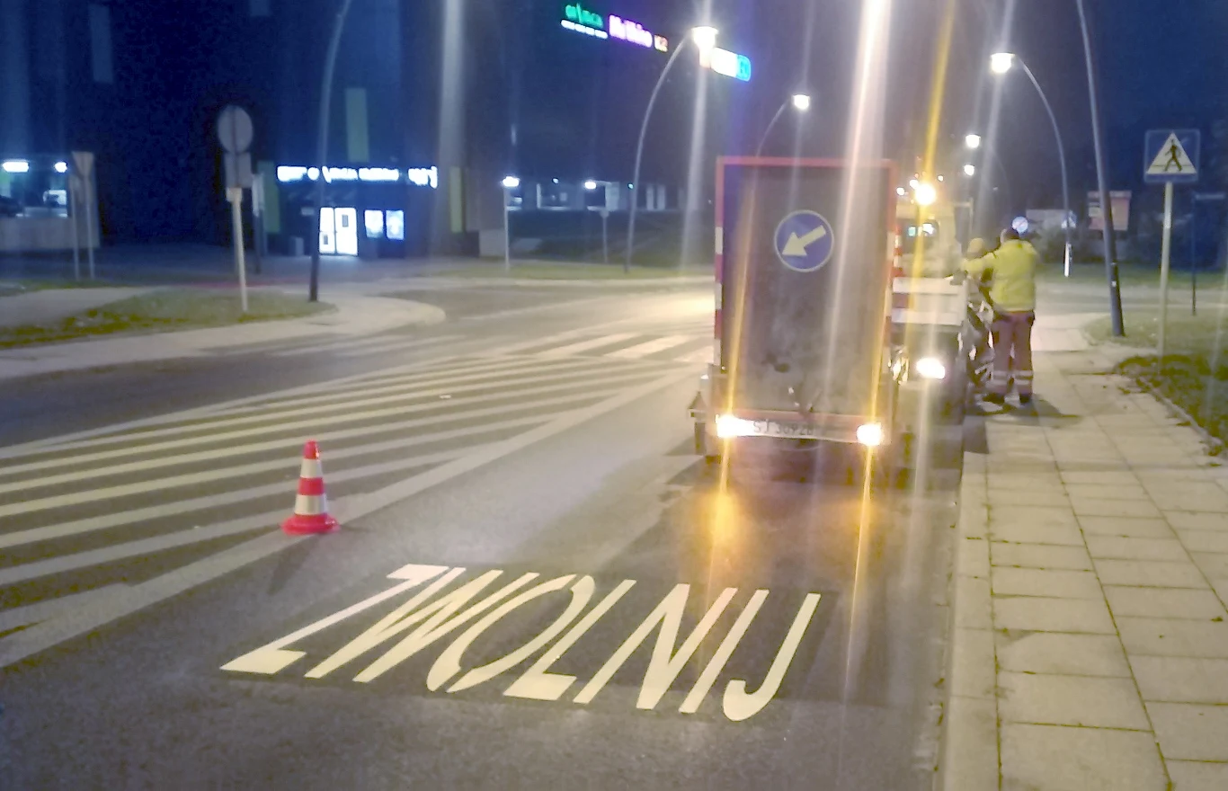 Jeden z napisów w Jaworzenia / Fot: Miejski Zarząd Dróg i Mostów Jeden z napisów w Jaworzenia / Fot: Miejski Zarząd Dróg i Mostów