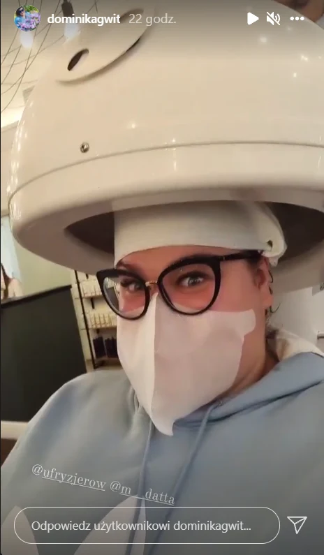 Dominika Gwit u fryzjera / @dominikagwit