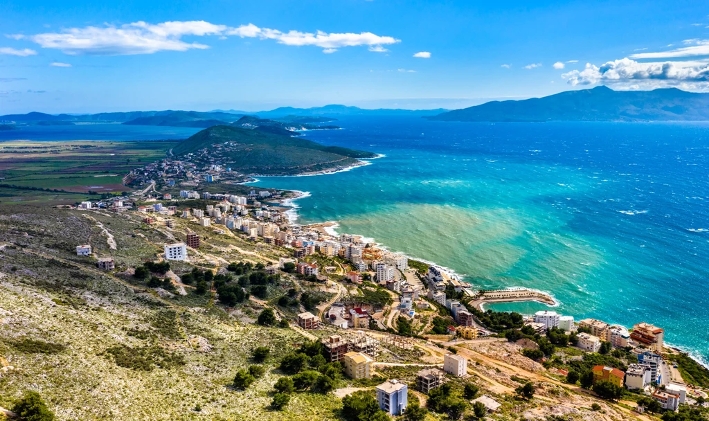 Albańska riwiera śmiało może konkurować z najpiękniejszymi plażami Europy