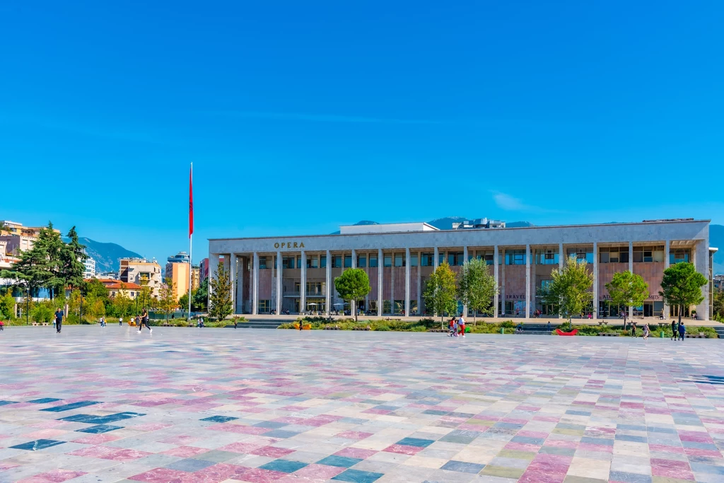 Tirana również ma swój Pałac Kultury