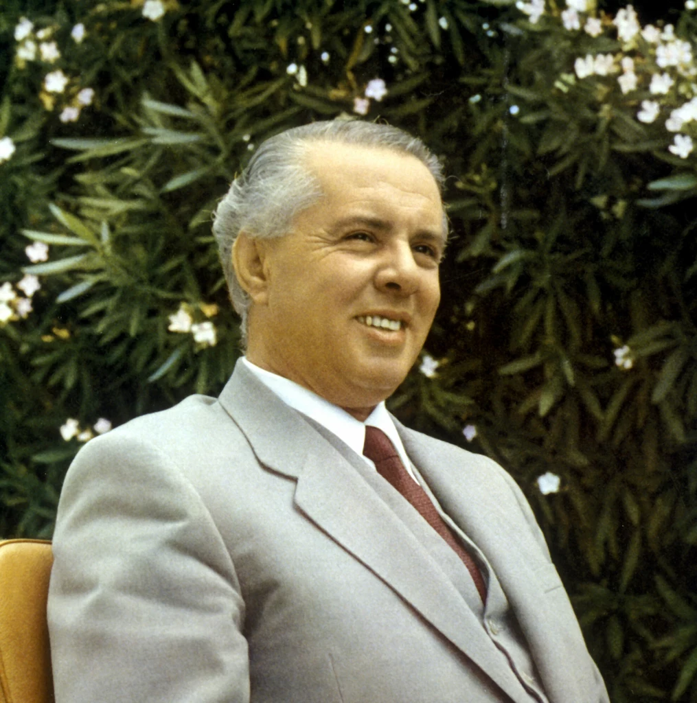 Enver Hoxha rządził Albanią prawie pół wieku