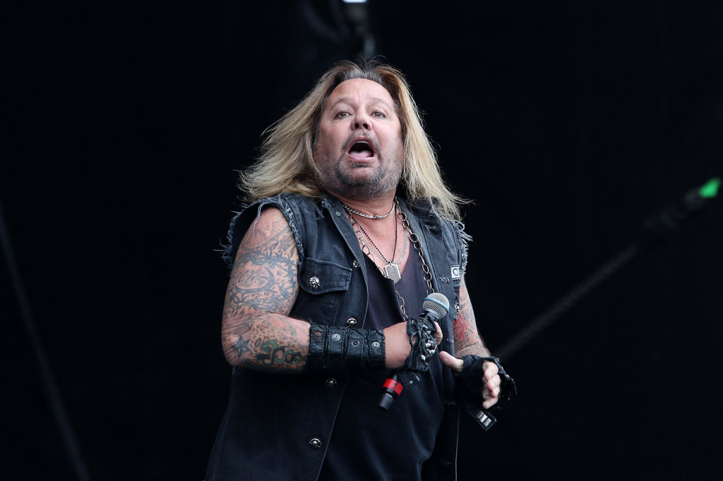 Vince Neil miał wypadek podczas koncertu