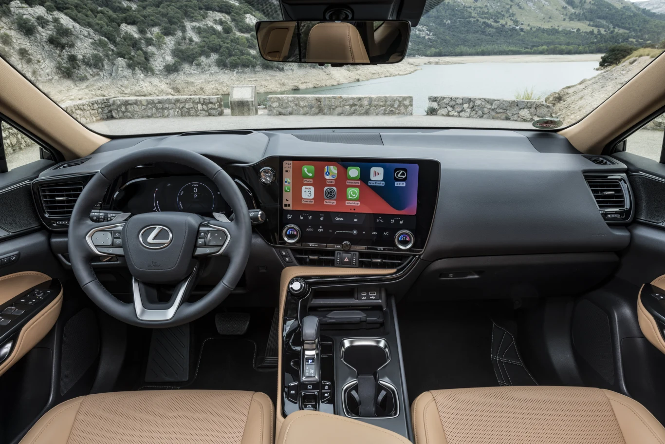 Nowy Lexus NX. Wnętrze Nowy Lexus NX. Wnętrze