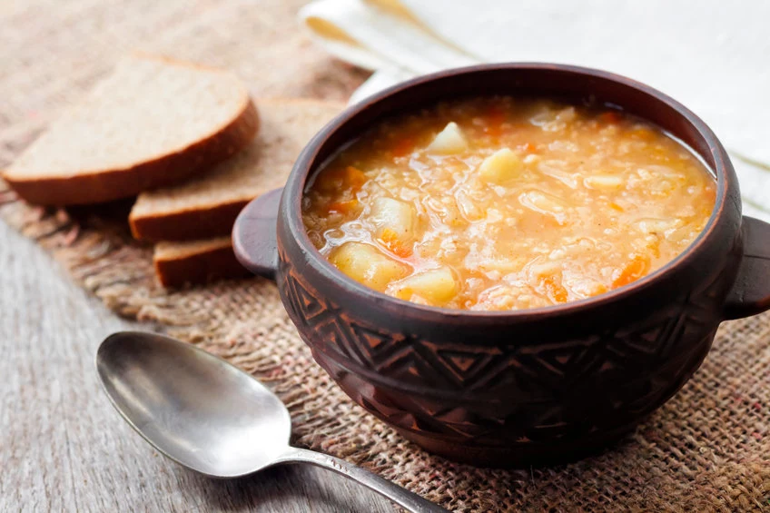 Kwaśnica to tradycyjna zupa, która pochodzi z Podhala