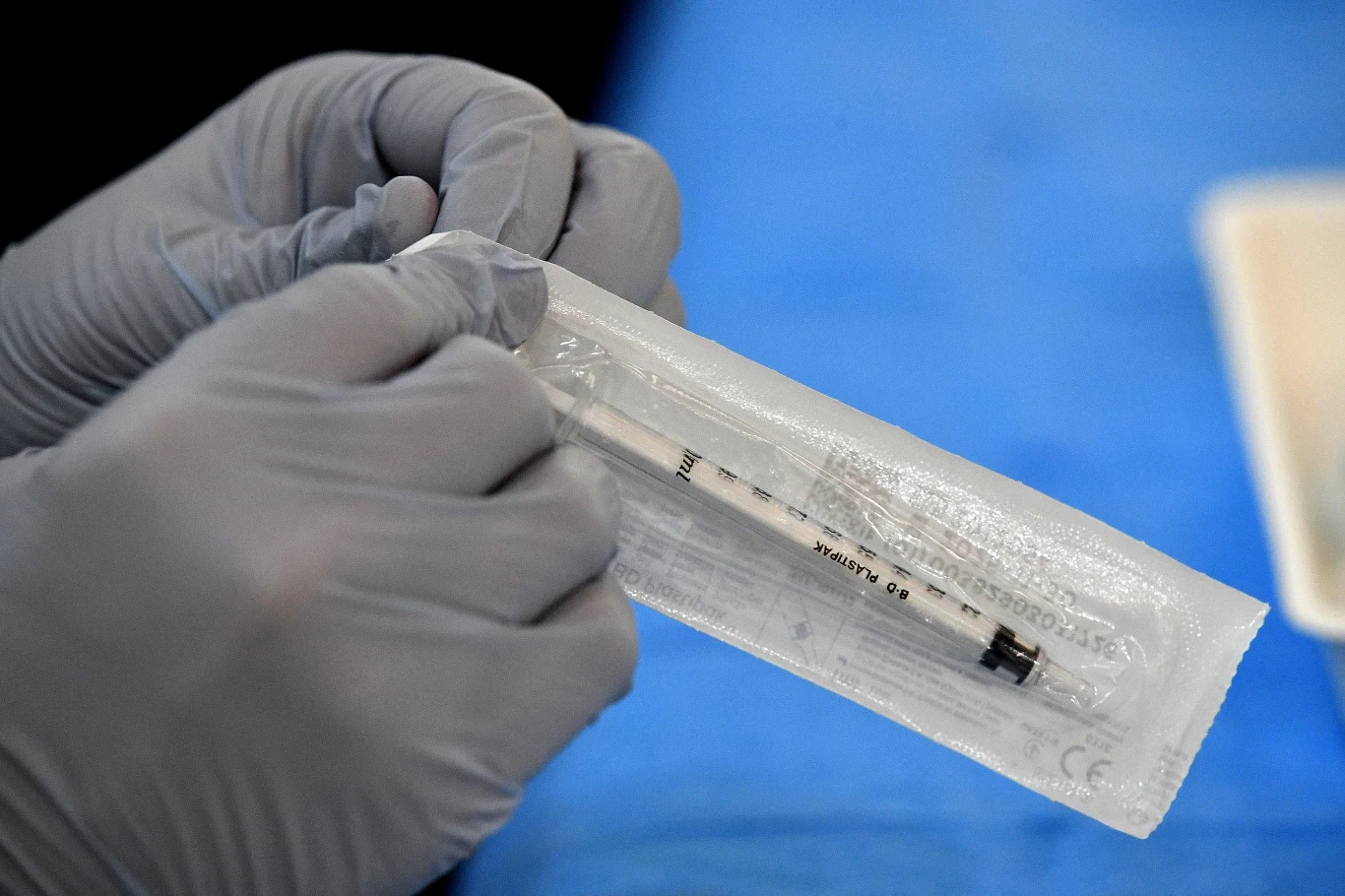 Przeciwciała LAAB podaje się w formie zastrzyków Przeciwciała LAAB podaje się w formie zastrzyków