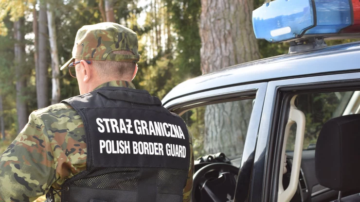 Poszukiwania nielegalnego imigranta, który próbował przepłynąć Bug Poszukiwania nielegalnego imigranta, który próbował przepłynąć Bug