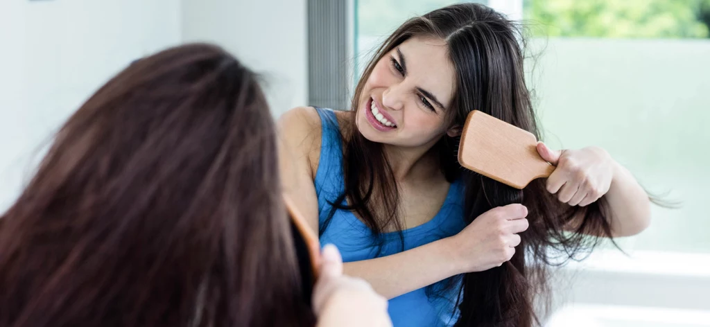 Bad hair day zdarza się prawie każdej kobiecie. To jeszcze nie tragedia, ale trzeba przyznać, że dla większości pań bywa uciążliwy