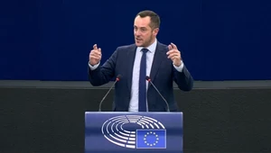 Parlament Europejski. Nicolas Bay, przedstawiciel prawicowej frakcji Tożsamość i Demokracja (ID)