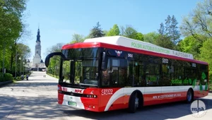 ​Częstochowa: Trwa odbiór poprawionych autobusów gazowo-elektrycznych, miasto zamawia także elektryki