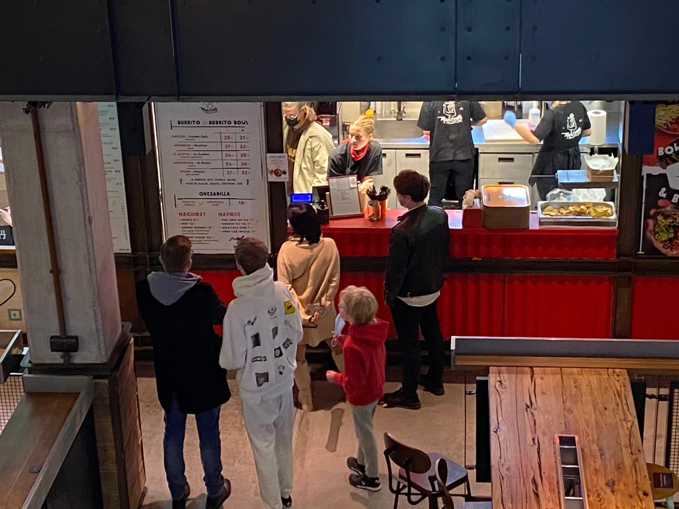 Lanczyk w romantycznej knajpce Lanczyk w romantycznej knajpce