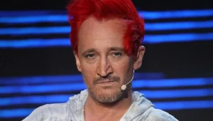 Michał Wiśniewski na planie programu "Twoja Twarz Brzmi Znajomo"