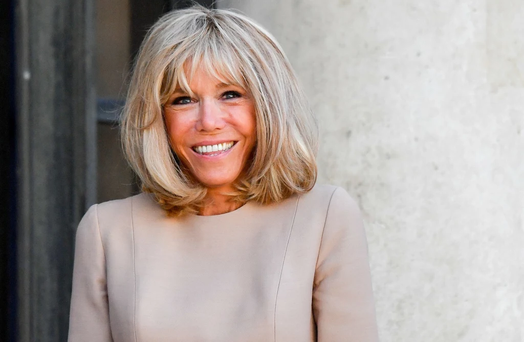 Brigitte Macron ma nienaganny styl. Inspiruje kobiety na całym świecie