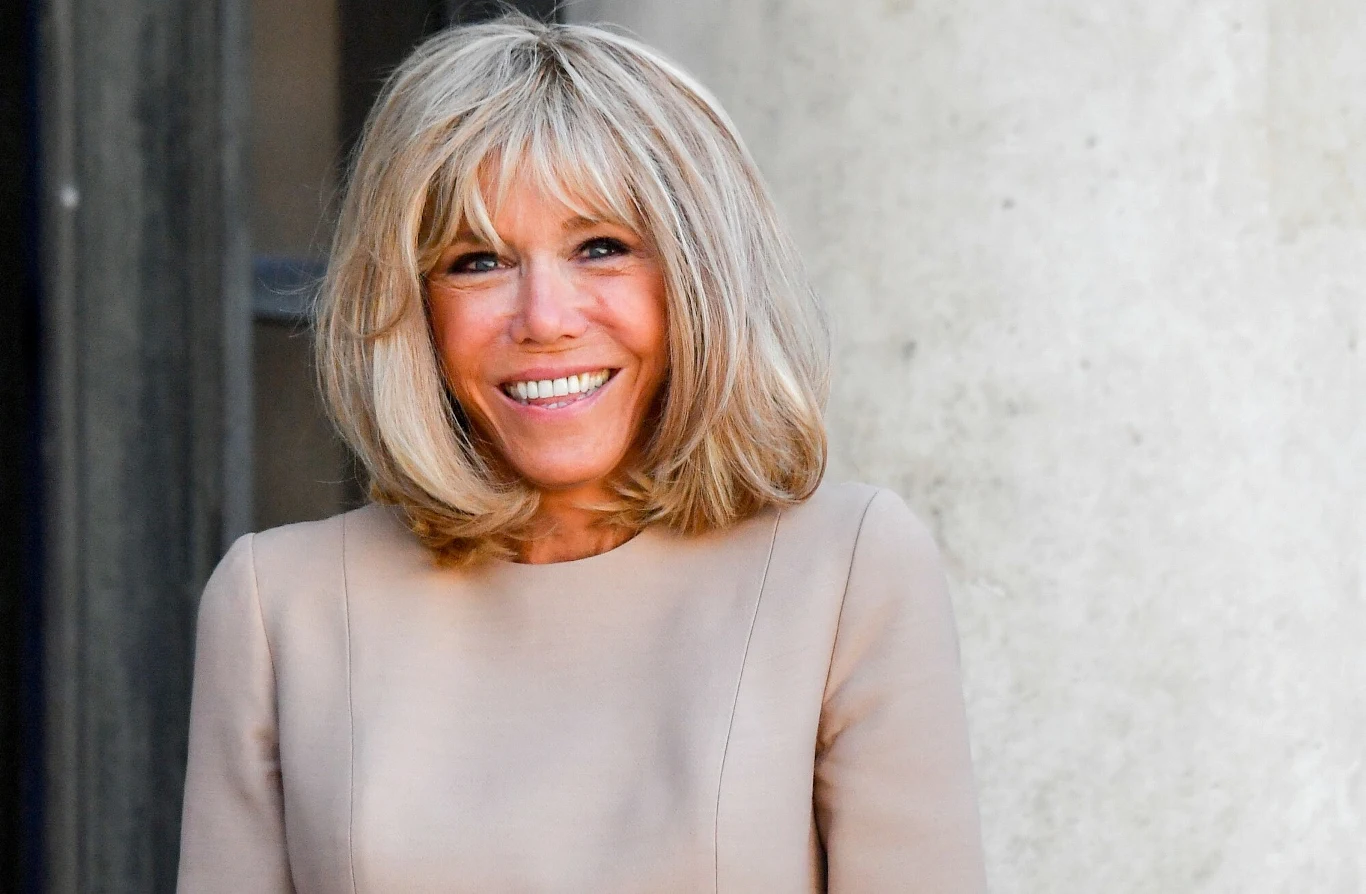 Brigitte Macron ma nienaganny styl. Inspiruje kobiety na całym świecie Brigitte Macron ma nienaganny styl. Inspiruje kobiety na całym świecie