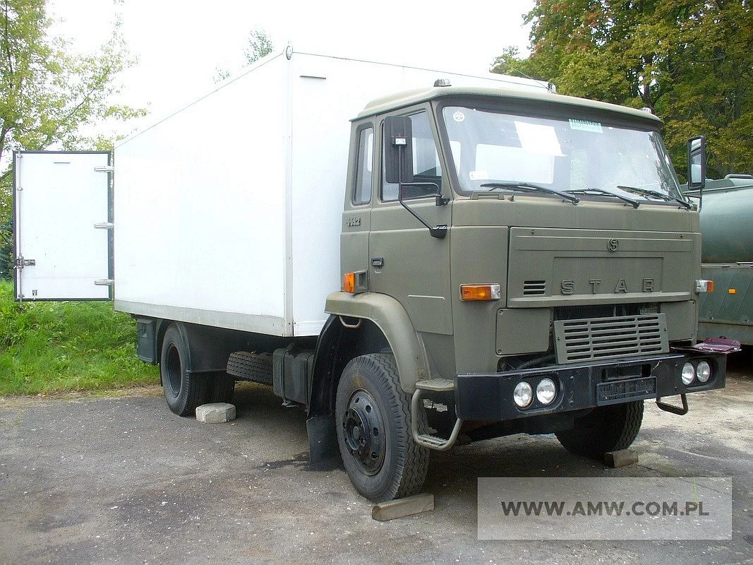 Star 1142 rocznik 1999 z zabudową do przewozu pieczywa