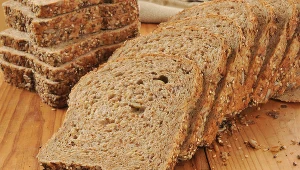 Ciemne pieczywo jest zdrowe? Upewnij się o tym, czytając skład