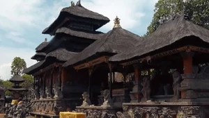 ​Indonezja słynie z mniejszych lub większych świątyń