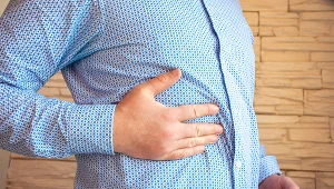 Nieleczone WZW typu B lub C, ale także nadużywanie alkoholu mogą prowadzić do marskości wątroby